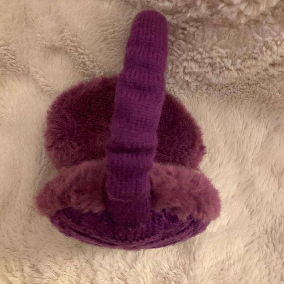 Earmuffs - Picture 2 of 6